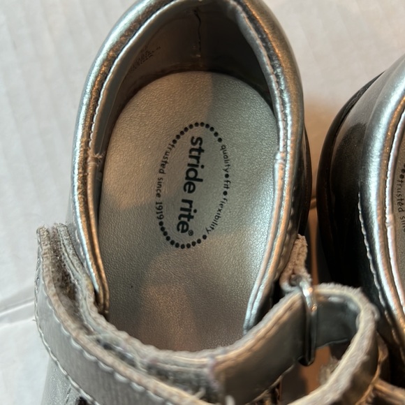 Stride Rite - Picture 6 of 8